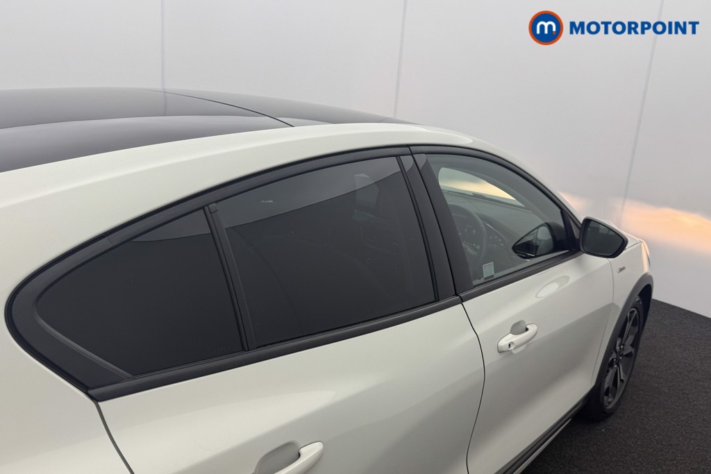 Ford Focus Active X Automatic Petrol Hatchback - Stock Number (1570924) - 30th supplementary image