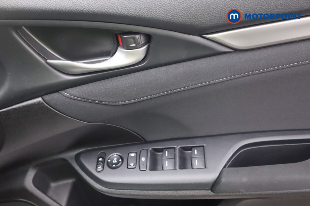 Honda Civic SE Manual Petrol Hatchback - Stock Number (1570969) - 9th supplementary image