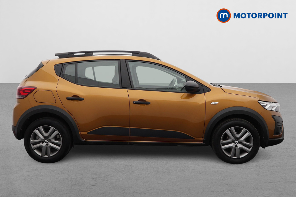 Dacia Sandero Stepway Essential Manual Petrol Hatchback - Stock Number (1571022) - Drivers side