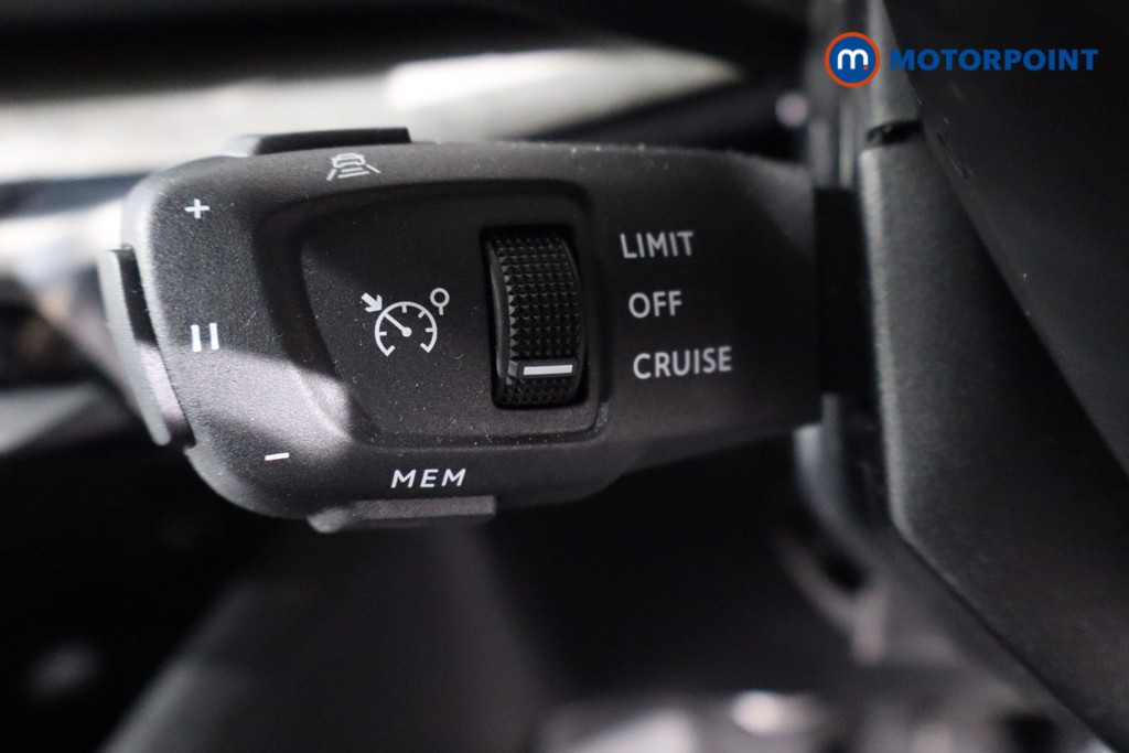 Peugeot 5008 GT Automatic Petrol-Electric Hybrid SUV - Stock Number (1571510) - 20th supplementary image