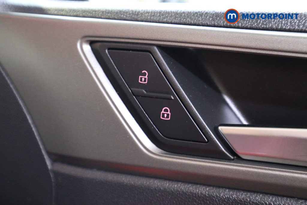 Volkswagen Polo Match Manual Petrol Hatchback - Stock Number (1571779) - 11th supplementary image