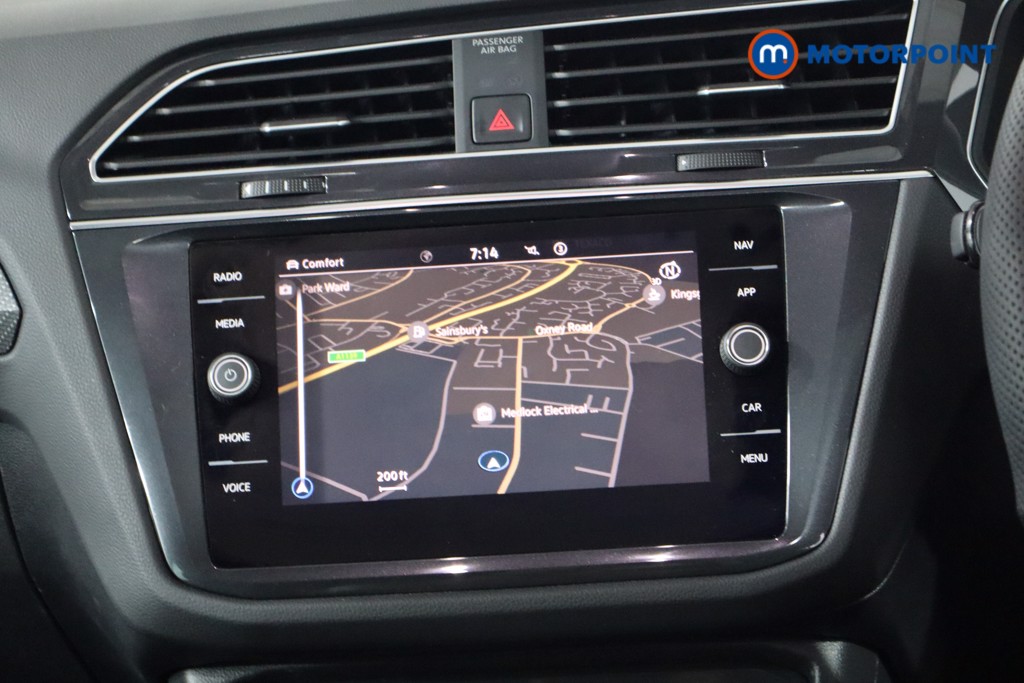 Volkswagen Tiguan R-Line Automatic Petrol Plug-In Hybrid SUV - Stock Number (1572337) - 2nd supplementary image