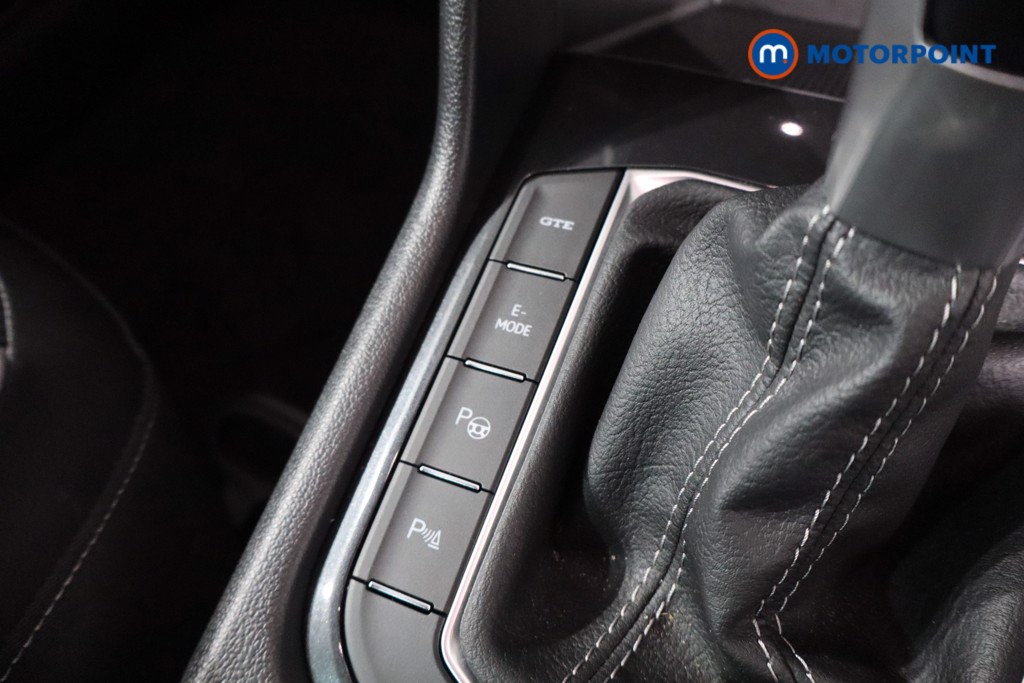 Volkswagen Tiguan R-Line Automatic Petrol Plug-In Hybrid SUV - Stock Number (1572337) - 16th supplementary image