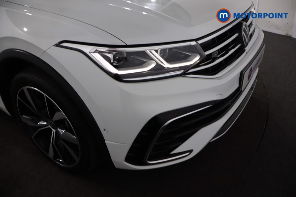 Volkswagen Tiguan R-Line Automatic Petrol Plug-In Hybrid SUV - Stock Number (1572337) - 26th supplementary image