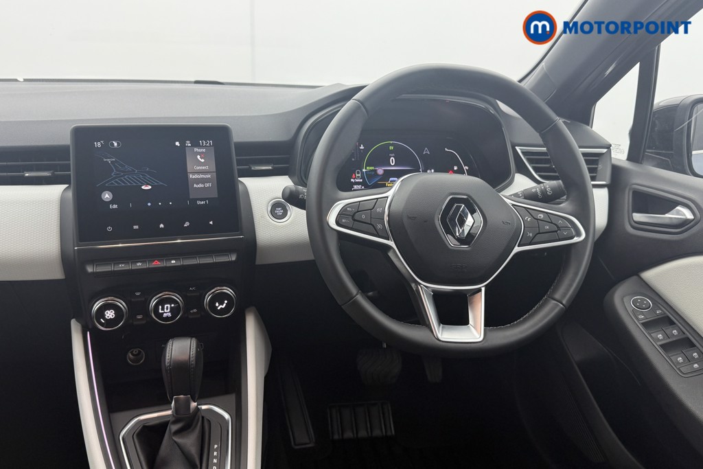 Renault Clio Techno Automatic Petrol-Electric Hybrid Hatchback - Stock Number (1572348) - 1st supplementary image