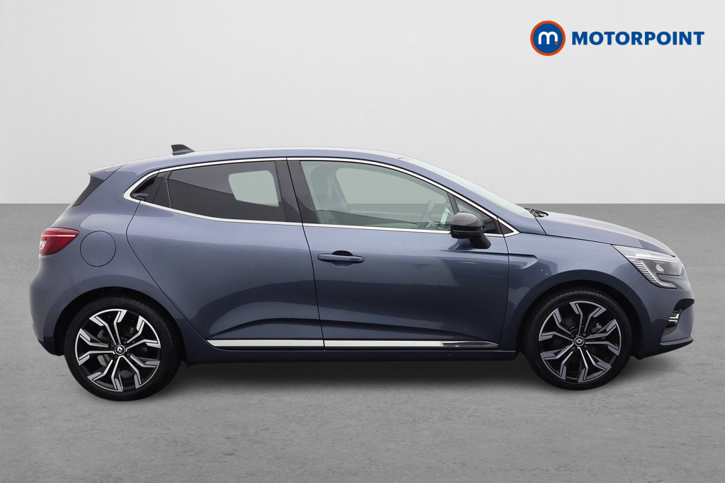 Renault Clio Techno Automatic Petrol-Electric Hybrid Hatchback - Stock Number (1572348) - Drivers side