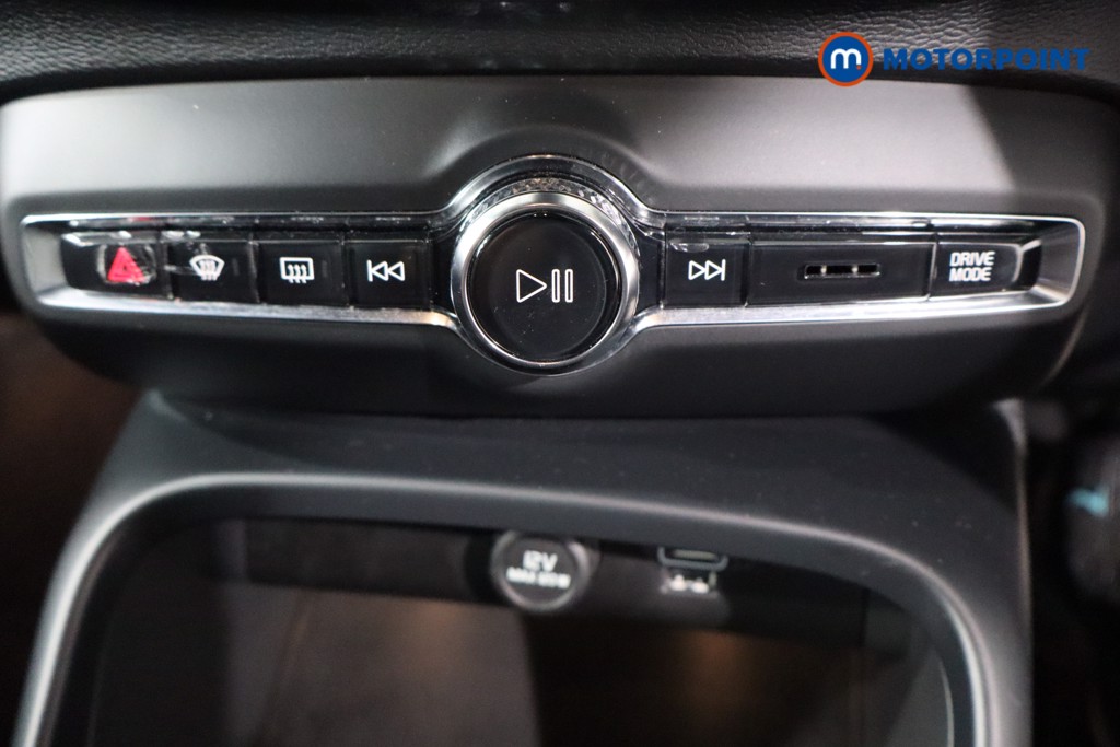 Volvo Xc40 R Design Automatic Petrol SUV - Stock Number (1572440) - 16th supplementary image