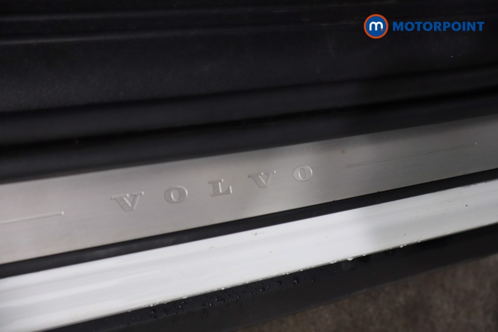 Volvo Xc40 R Design Automatic Petrol SUV - Stock Number (1572440) - 22nd supplementary image
