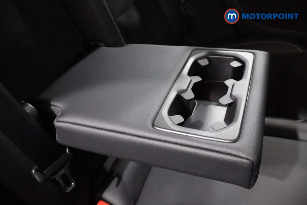 Volvo Xc40 R Design Automatic Petrol SUV - Stock Number (1572440) - 27th supplementary image