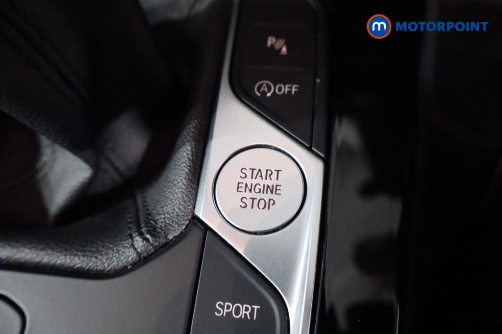 BMW 2 Series Sport Manual Petrol Saloon - Stock Number (1572441) - 13th supplementary image