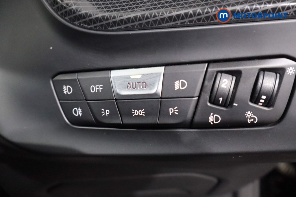 BMW 2 Series Sport Manual Petrol Saloon - Stock Number (1572441) - 21st supplementary image