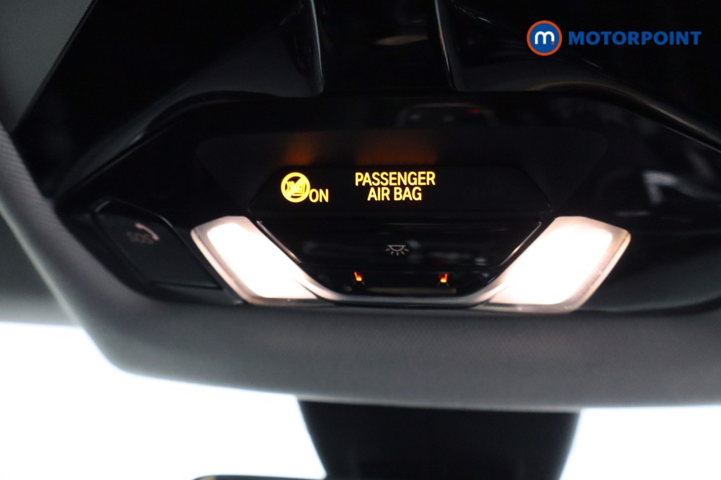 BMW 2 Series Sport Manual Petrol Saloon - Stock Number (1572441) - 29th supplementary image