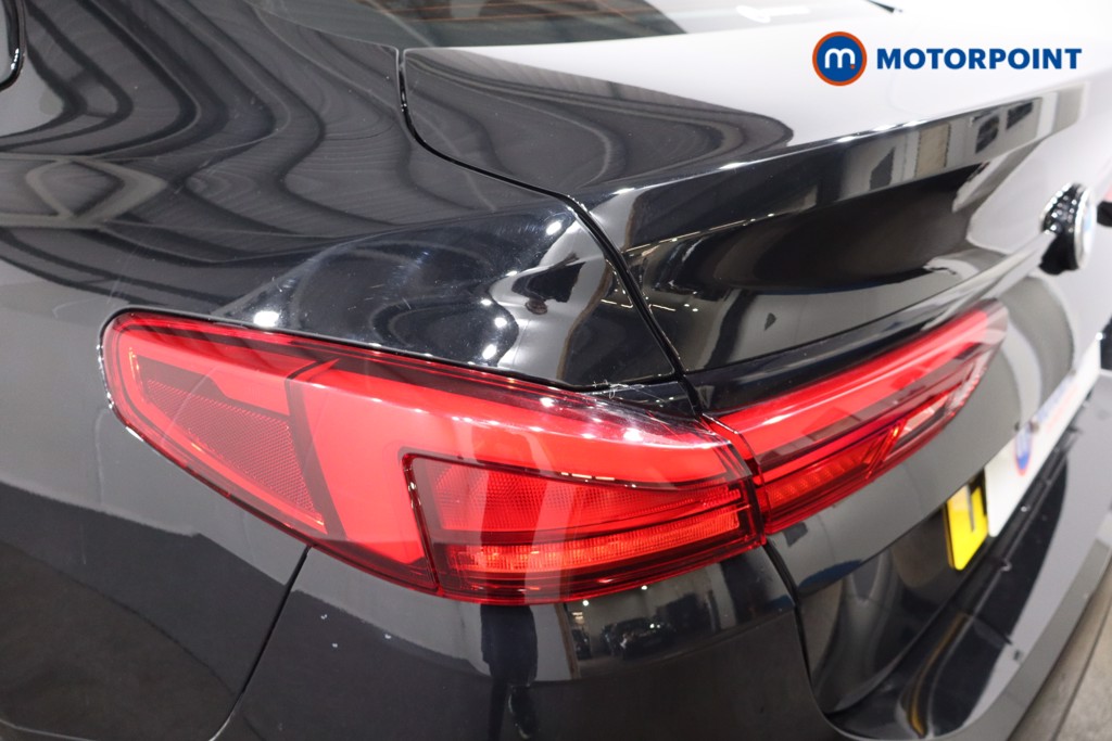 BMW 2 Series Sport Manual Petrol Saloon - Stock Number (1572441) - 36th supplementary image