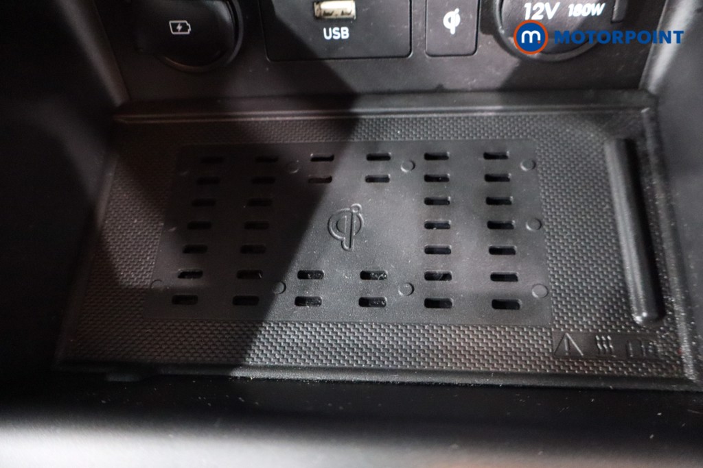 Hyundai Kona Premium Automatic Petrol-Electric Hybrid SUV - Stock Number (1572443) - 15th supplementary image