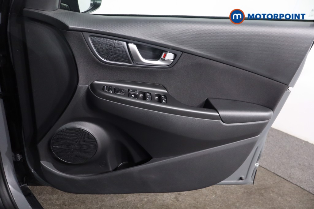Hyundai Kona Premium Automatic Petrol-Electric Hybrid SUV - Stock Number (1572443) - 26th supplementary image