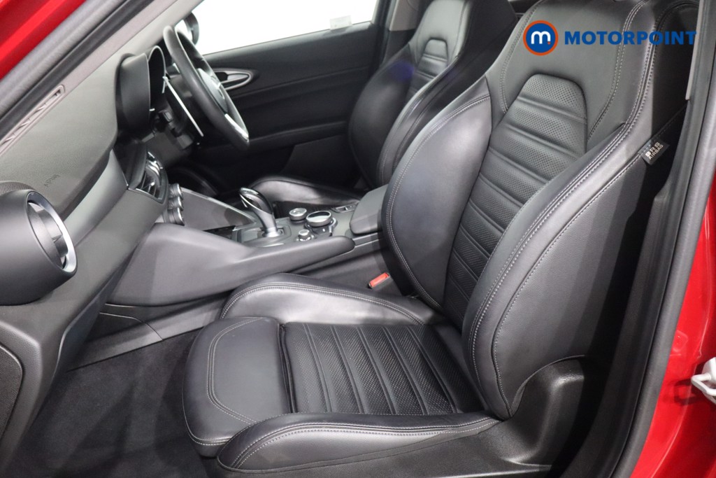 Alfa Romeo Giulia Veloce Automatic Petrol Saloon - Stock Number (1572598) - 4th supplementary image