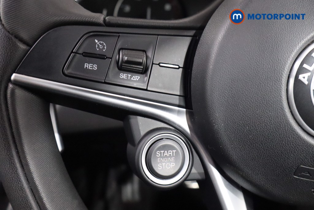 Alfa Romeo Giulia Veloce Automatic Petrol Saloon - Stock Number (1572598) - 7th supplementary image
