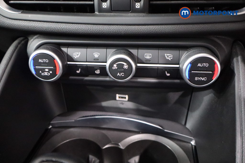 Alfa Romeo Giulia Veloce Automatic Petrol Saloon - Stock Number (1572598) - 16th supplementary image