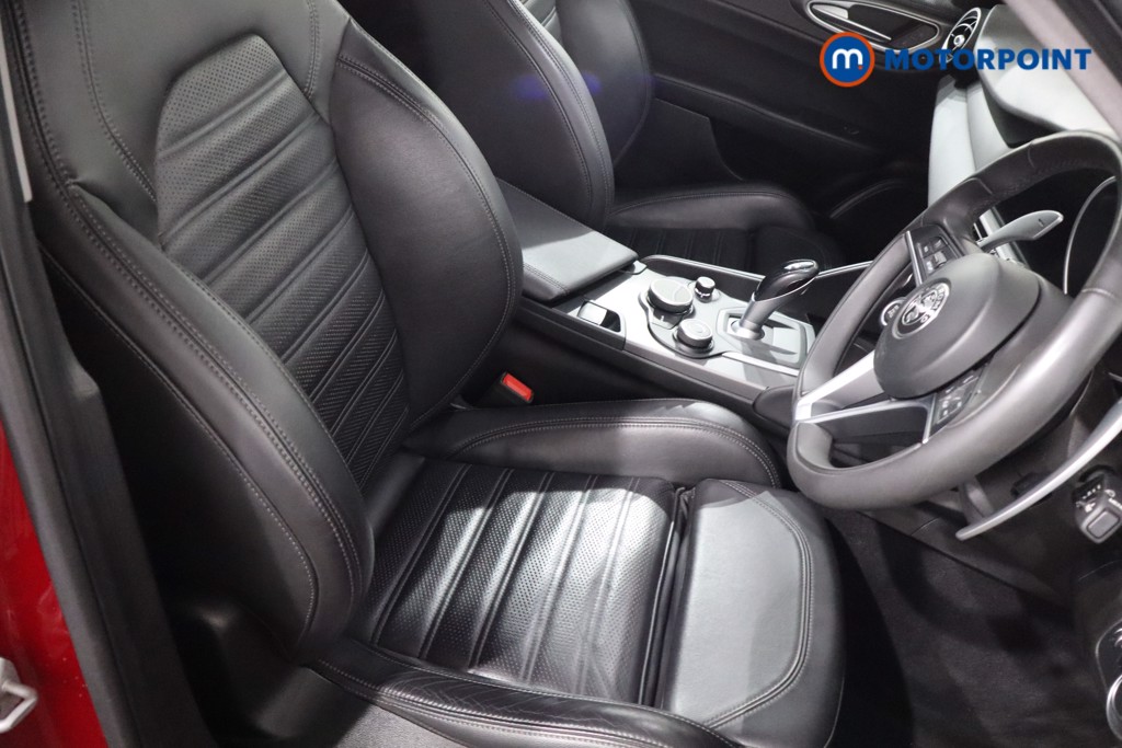 Alfa Romeo Giulia Veloce Automatic Petrol Saloon - Stock Number (1572598) - 26th supplementary image