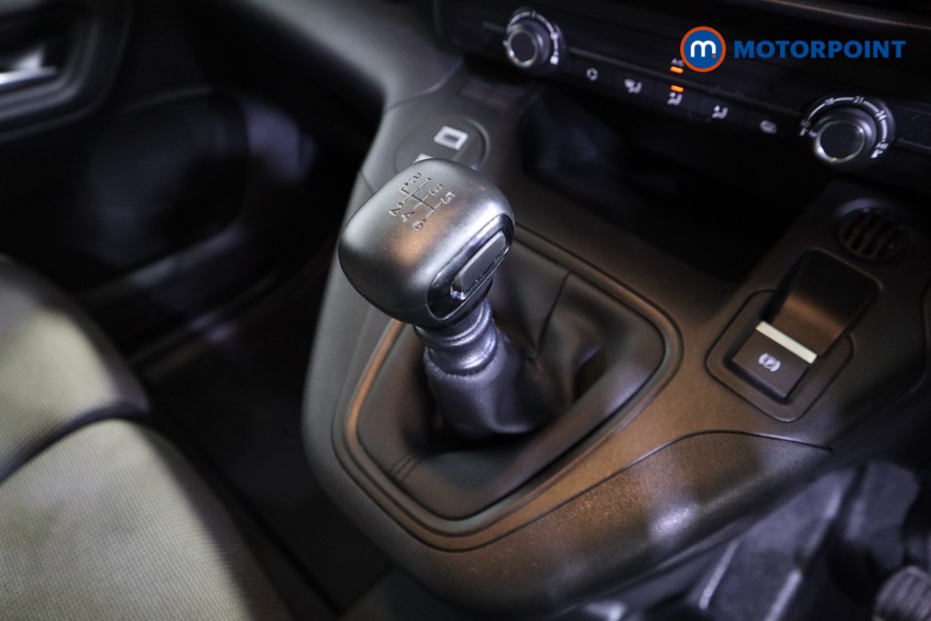 Peugeot Partner Professional Manual Diesel Panel Van - Stock Number (1572873) - 8th supplementary image