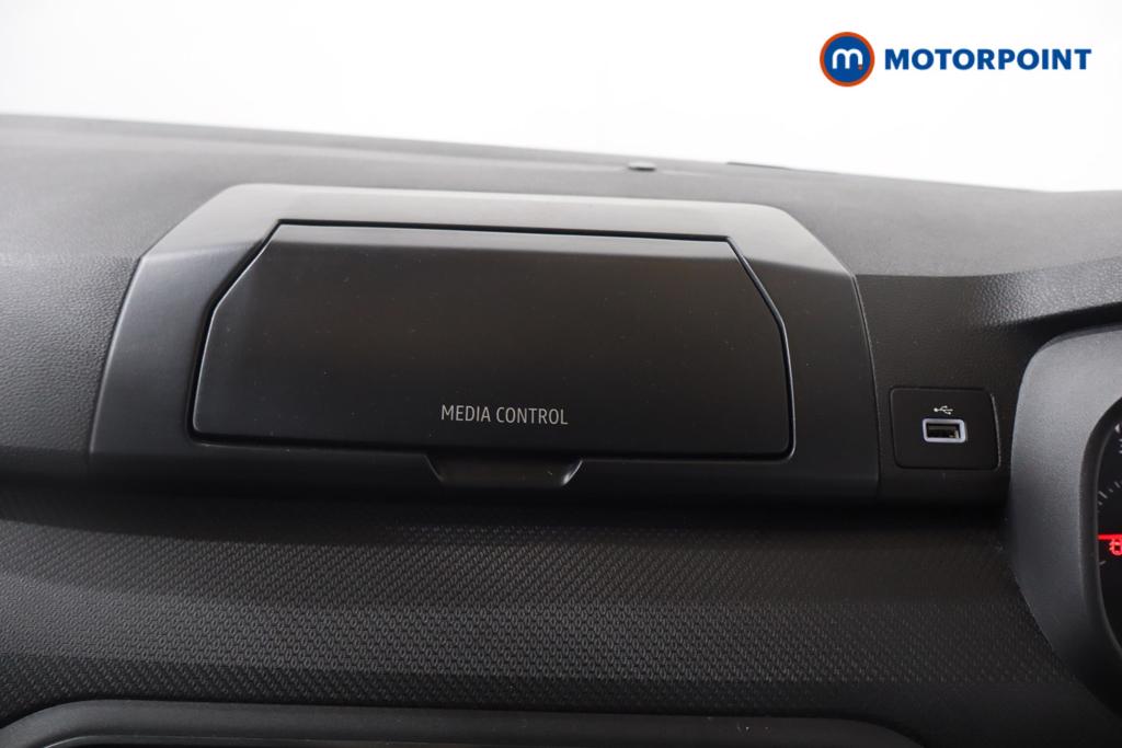 Dacia Jogger Essential Manual Petrol People Carrier - Stock Number (1543691) - 2nd supplementary image