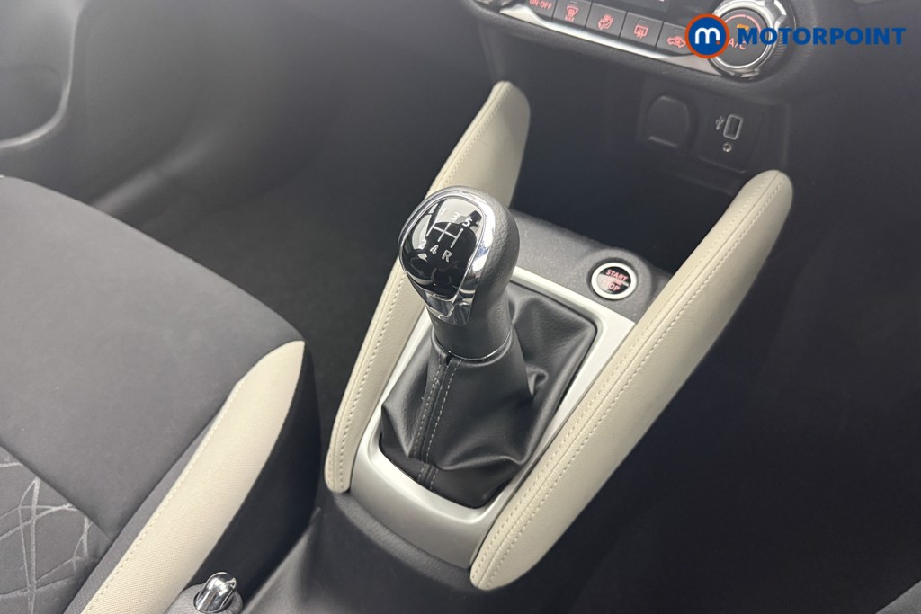Nissan Micra Acenta Manual Petrol Hatchback - Stock Number (1549927) - 5th supplementary image