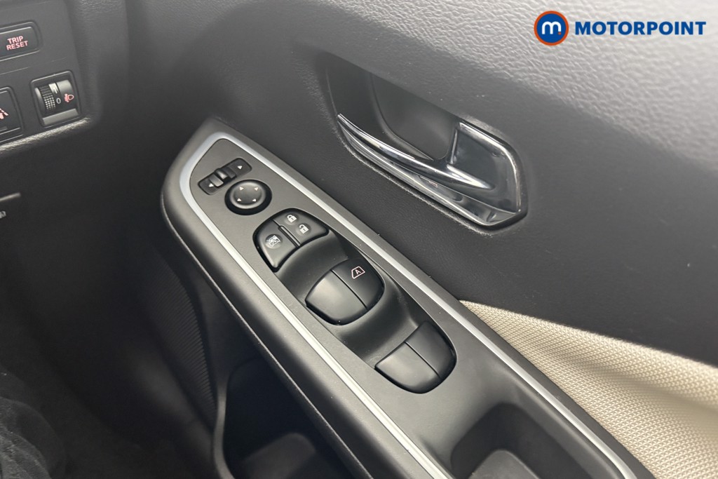 Nissan Micra Acenta Manual Petrol Hatchback - Stock Number (1549927) - 11th supplementary image
