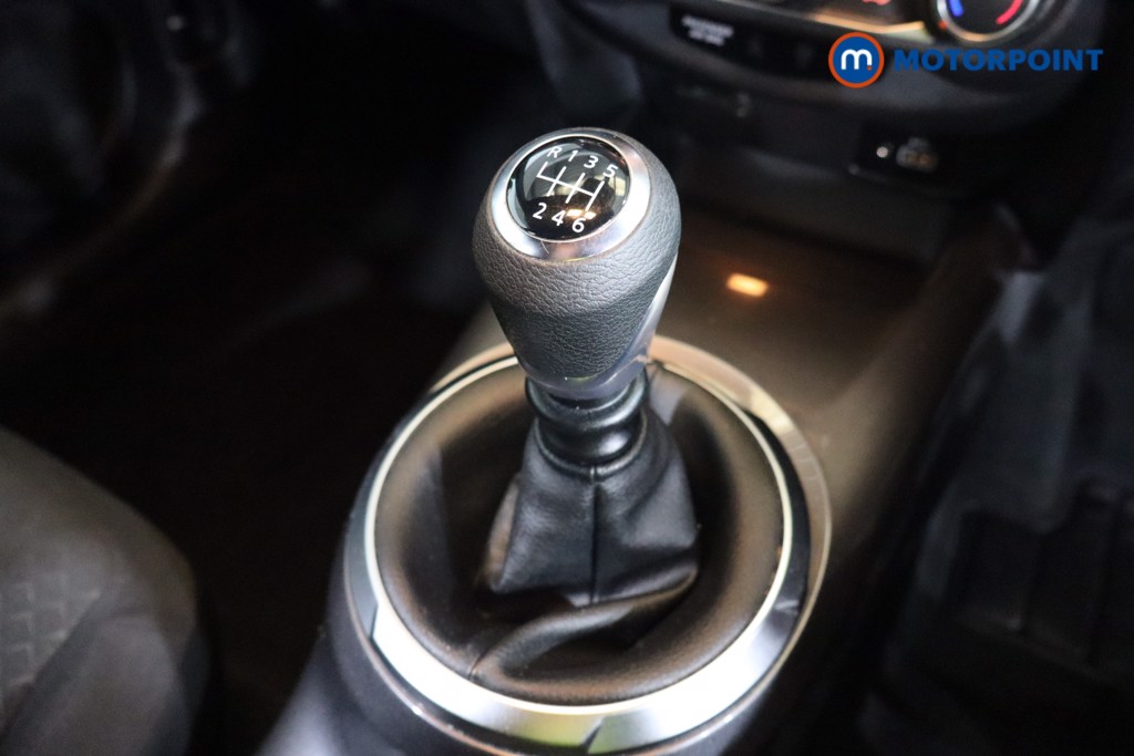 Nissan Juke Acenta Manual Petrol SUV - Stock Number (1551397) - 12th supplementary image