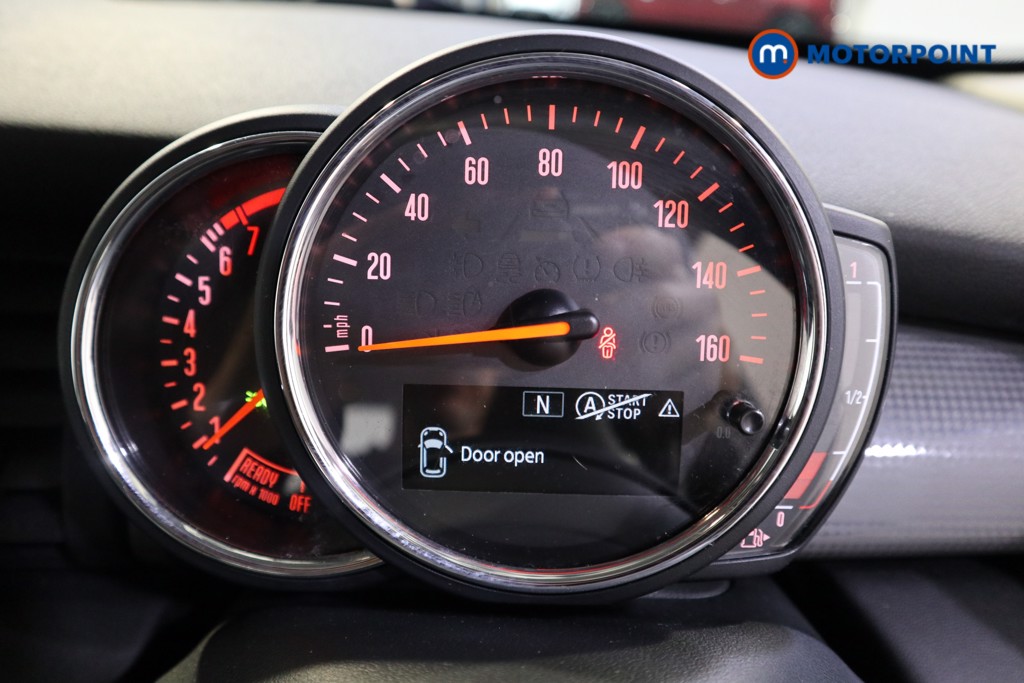 Mini Hatchback Cooper Classic Manual Petrol Hatchback - Stock Number (1551656) - 5th supplementary image
