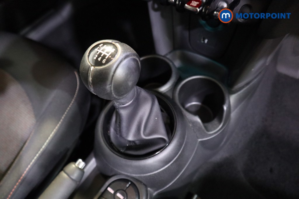 Mini Hatchback Cooper Classic Manual Petrol Hatchback - Stock Number (1551656) - 9th supplementary image