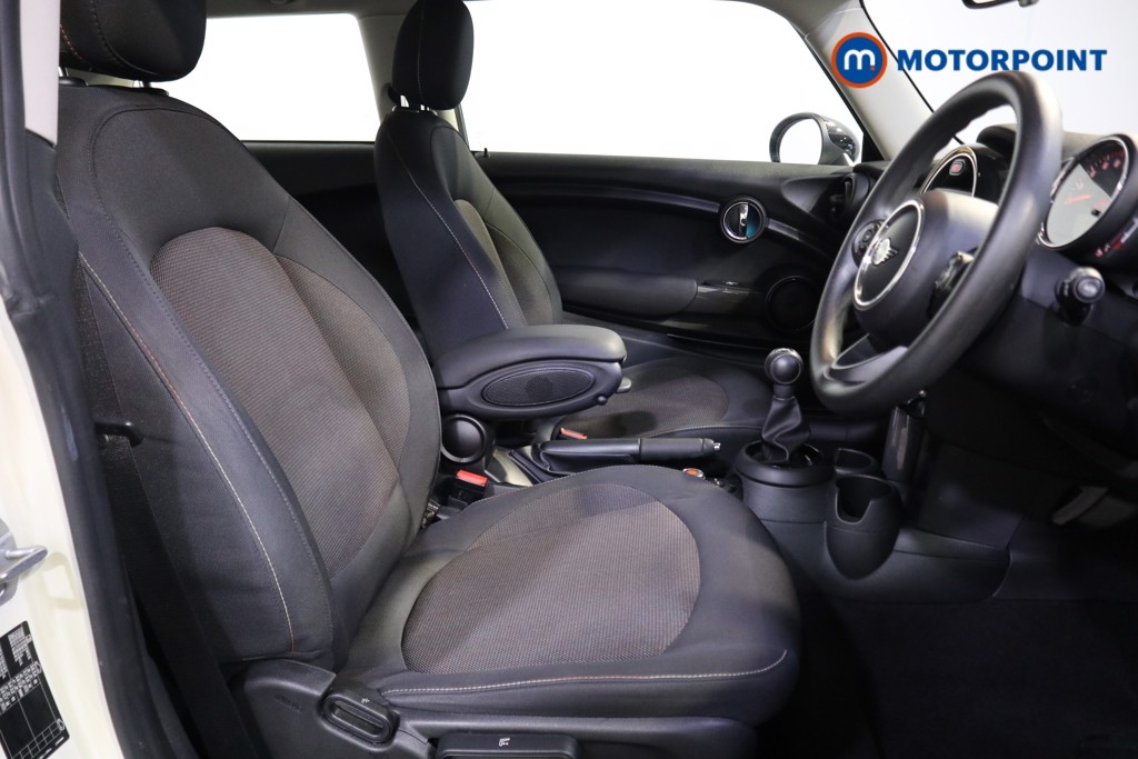 Mini Hatchback Cooper Classic Manual Petrol Hatchback - Stock Number (1551656) - 13th supplementary image
