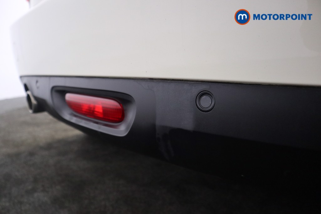 Mini Hatchback Cooper Classic Manual Petrol Hatchback - Stock Number (1551656) - 20th supplementary image