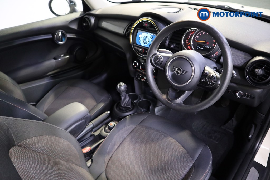 Mini Hatchback Cooper Classic Manual Petrol Hatchback - Stock Number (1551656) - 1st supplementary image