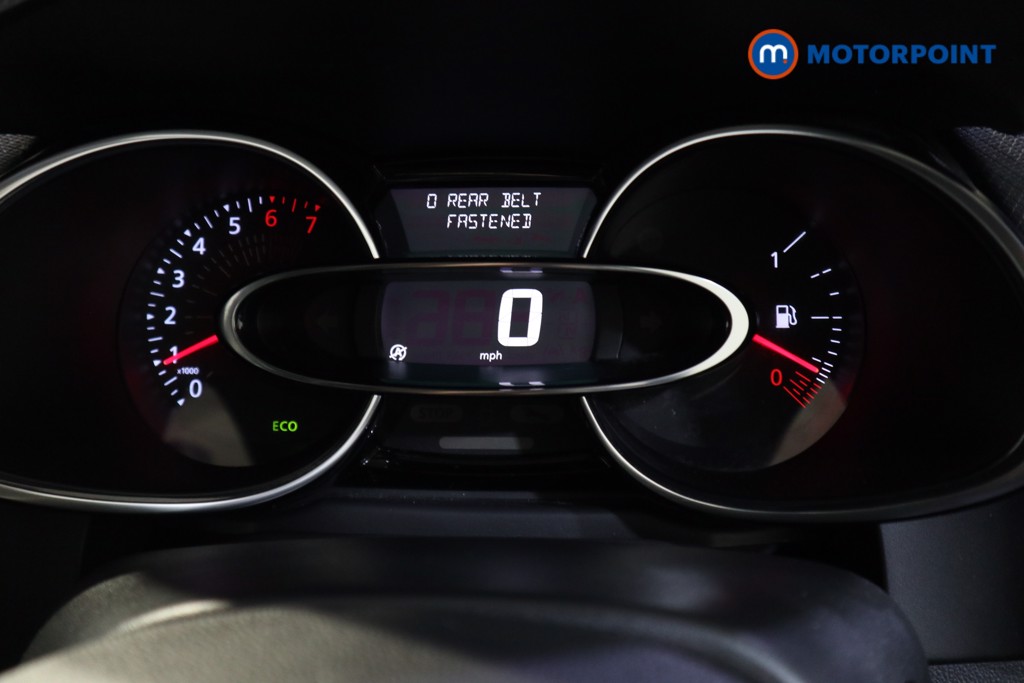 Renault Clio Iconic Manual Petrol Hatchback - Stock Number (1554461) - 5th supplementary image