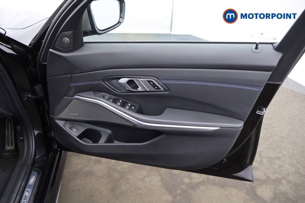 BMW 3 Series M340i Automatic Petrol Estate - Stock Number (1560603) - 8th supplementary image