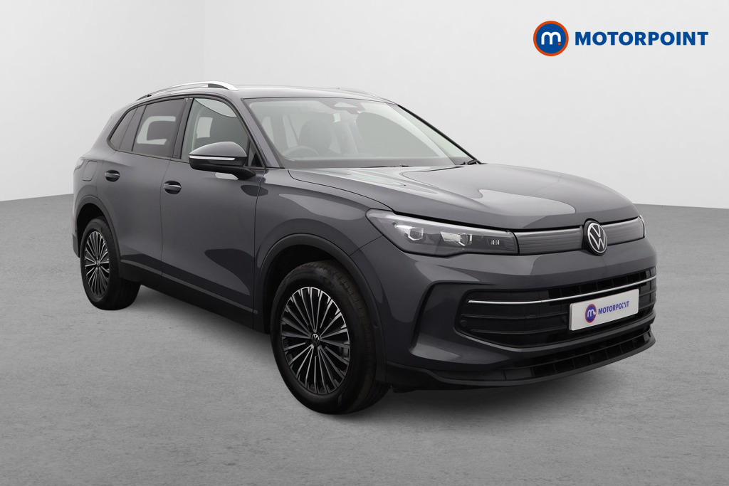 Volkswagen Tiguan Match Automatic Petrol Plug-In Hybrid SUV - Stock Number (1562264) - Drivers side front corner