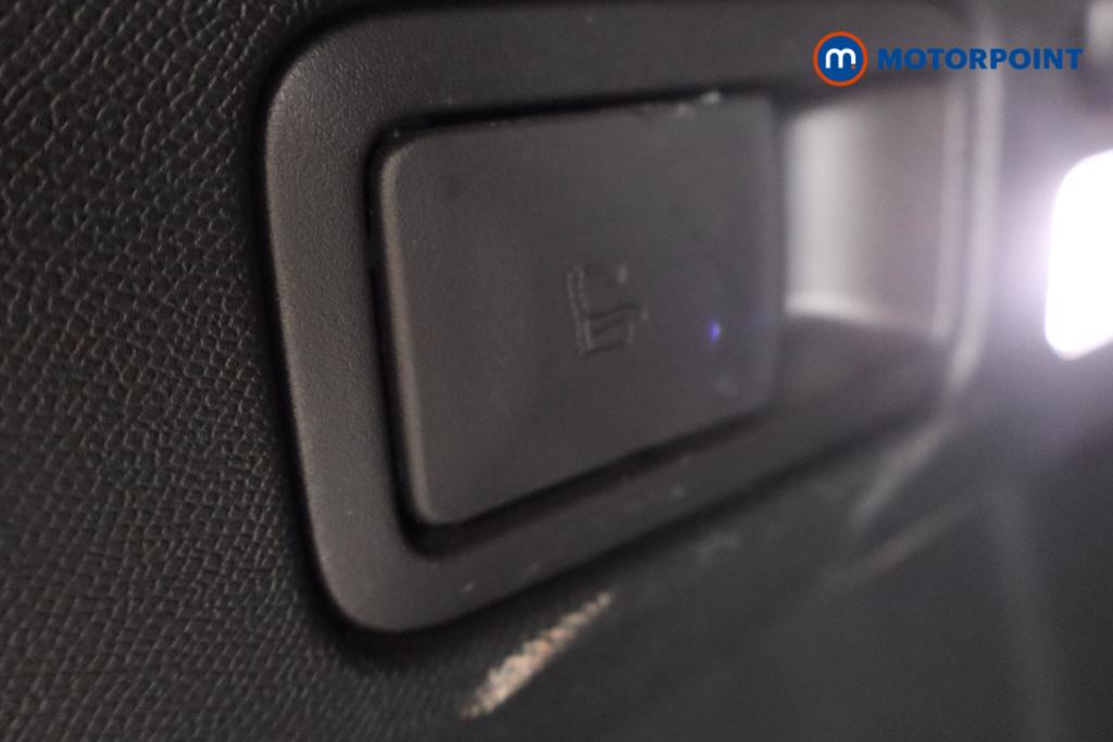 Peugeot 3008 Gt Line Manual Petrol SUV - Stock Number (1562528) - 30th supplementary image