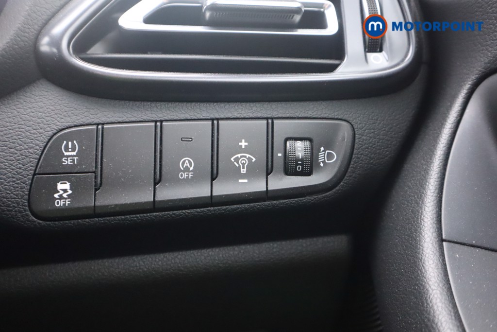 Hyundai I30 N Line Manual Petrol Hatchback - Stock Number (1563906) - 4th supplementary image