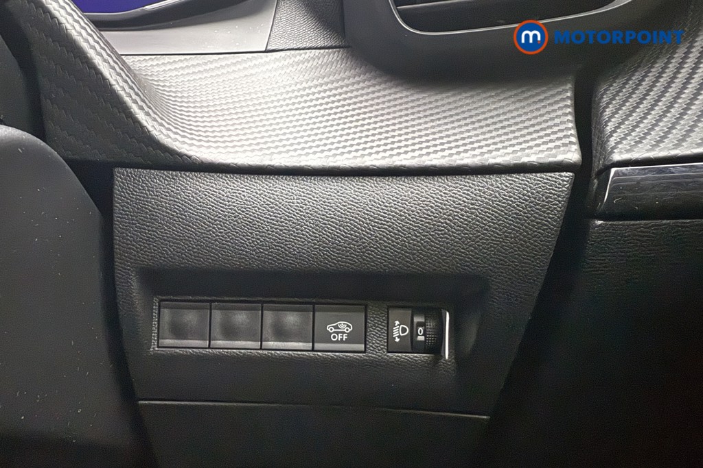 Peugeot 2008 Allure Manual Petrol SUV - Stock Number (1564798) - 17th supplementary image