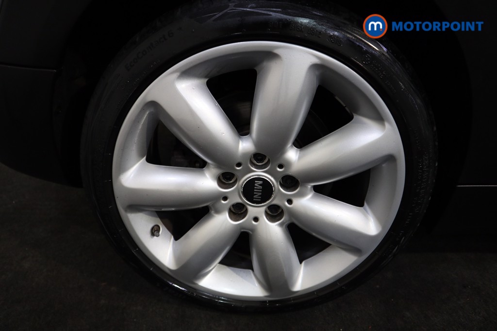 Mini Clubman Cooper Exclusive Automatic Petrol Estate - Stock Number (1565019) - 16th supplementary image
