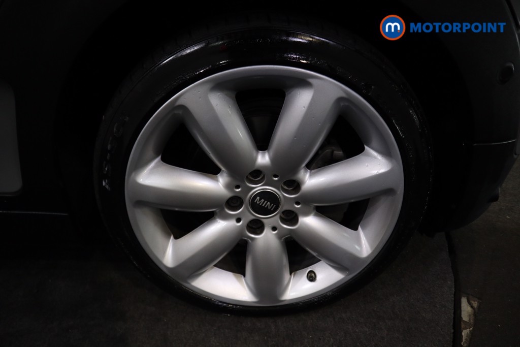 Mini Clubman Cooper Exclusive Automatic Petrol Estate - Stock Number (1565019) - 17th supplementary image