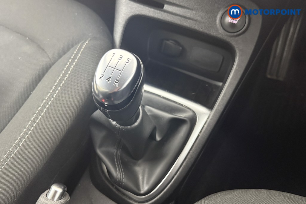 Renault Captur Iconic Manual Petrol SUV - Stock Number (1565058) - 12th supplementary image