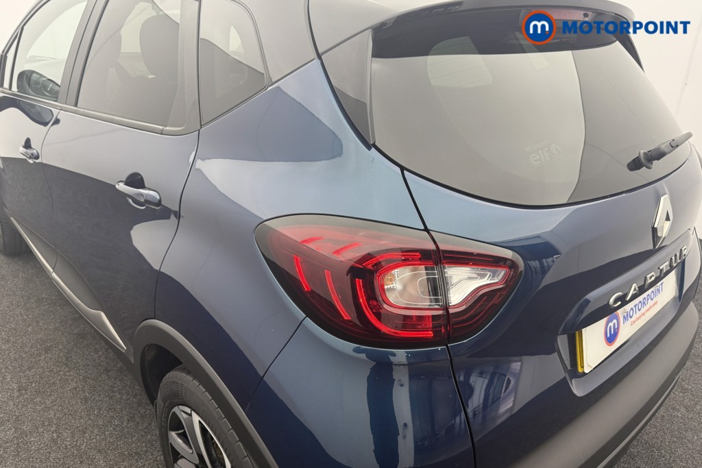 Renault Captur Iconic Manual Petrol SUV - Stock Number (1565058) - 21st supplementary image