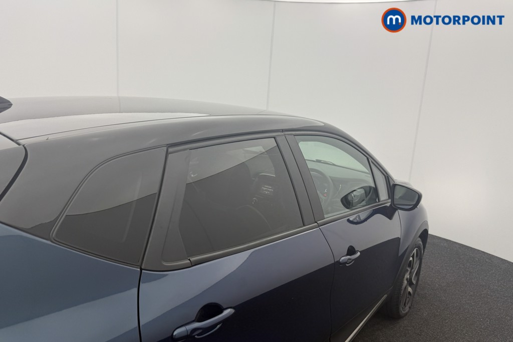 Renault Captur Iconic Manual Petrol SUV - Stock Number (1565058) - 24th supplementary image