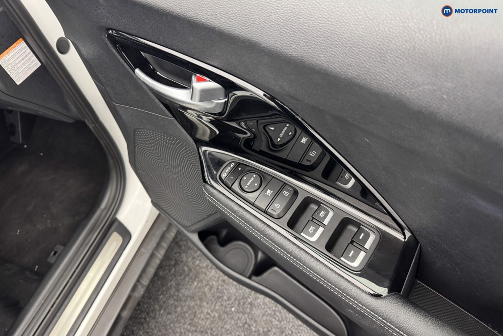 KIA E-Niro 3 Automatic Electric SUV - Stock Number (1565108) - 16th supplementary image