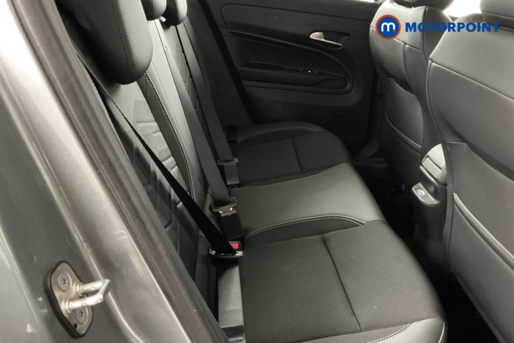 Jeep Avenger Altitude Manual Petrol SUV - Stock Number (1565182) - 3rd supplementary image