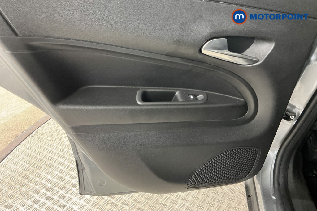 Jeep Avenger Altitude Manual Petrol SUV - Stock Number (1565182) - 22nd supplementary image