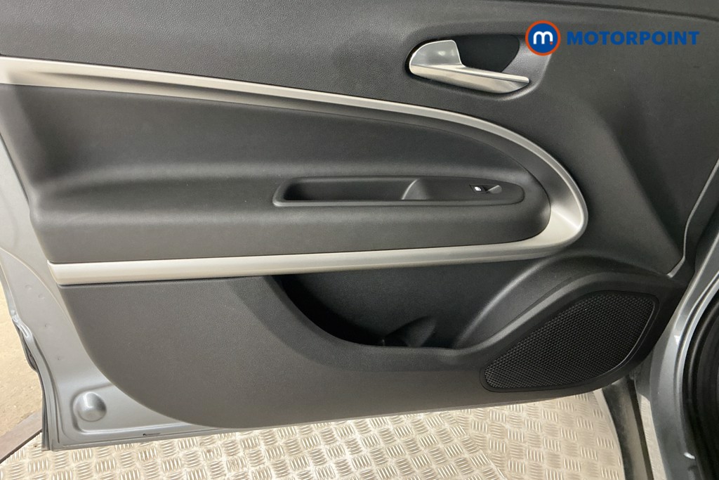 Jeep Avenger Altitude Manual Petrol SUV - Stock Number (1565182) - 23rd supplementary image