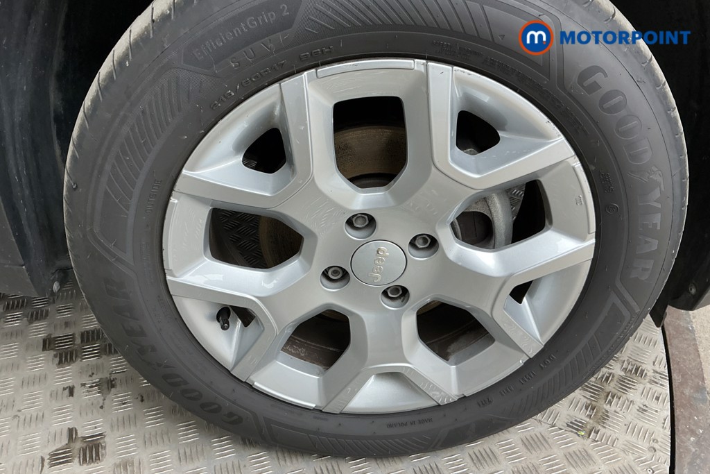 Jeep Avenger Altitude Manual Petrol SUV - Stock Number (1565182) - 31st supplementary image