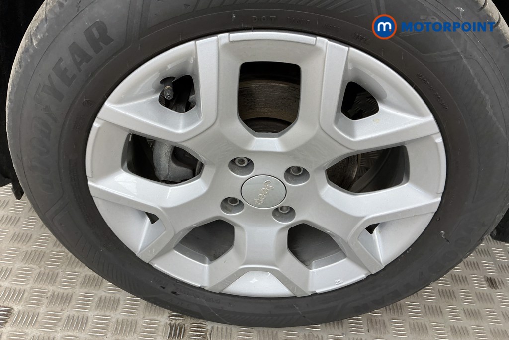 Jeep Avenger Altitude Manual Petrol SUV - Stock Number (1565182) - 33rd supplementary image